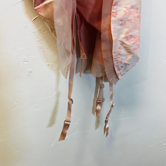 Victoria’s Secret Pink Floral Mesh Bustier Lingerie Corset Top Size 36B - Picture 2 of 4